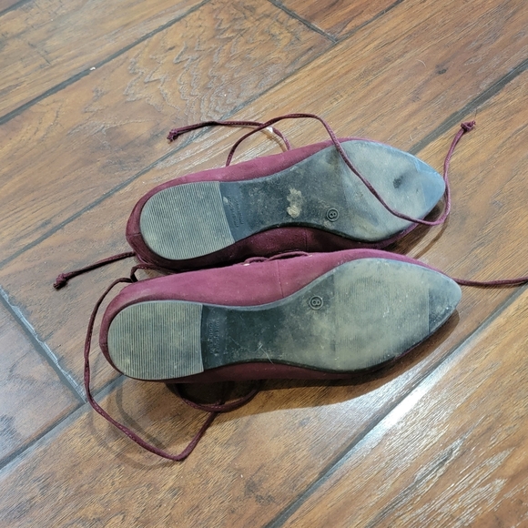 Old Navy flats - Picture 6 of 7